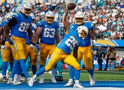 How NFL Player Performances Shift Live Betting Odds Instantly