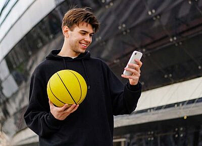 How PPH Platforms Handle NCAAB Parlay Betting and Live Odds
